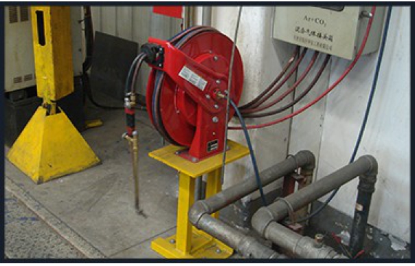 氣焊、電焊彈簧自動(dòng)伸縮卷管器卷盤(pán)