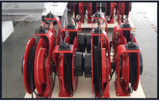 電線(xiàn)、信號(hào)線(xiàn)電纜卷盤(pán)卷筒